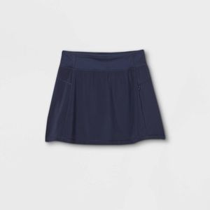 Women’s All In Motion skirt with shorts underneath